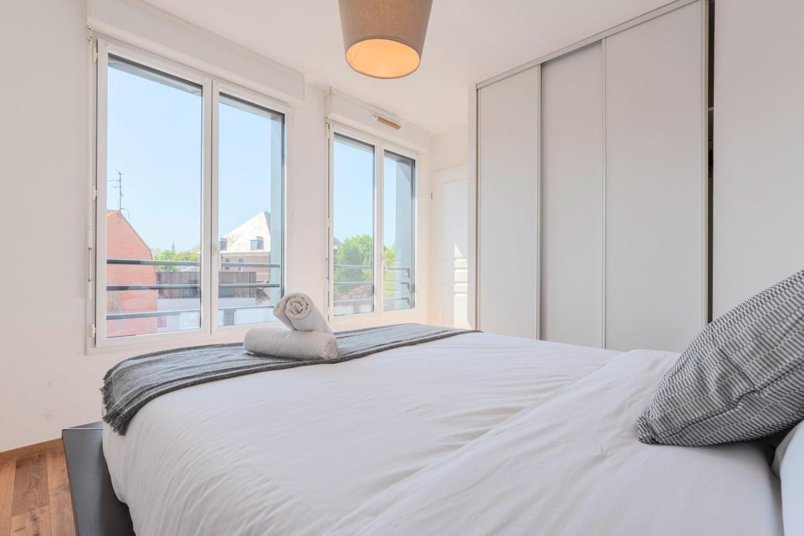 Quiet 1 Bedroom Apartment Parking Old Lille Luaran gambar